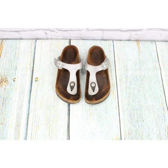 Birkenstock Silver Leather Slip On T-Strap Thong Flip Flop Size 5 - Picture 5 of 9